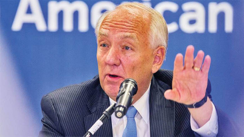 Stephen Rapp, l'ambassadeur des Etats-Unis en charge de la politique contre les crimes de guerre et crimes contre l'humanité et ancien procureur du tribunal spécial pour la Sierra Leone. Photo © Dhaka Tribune.